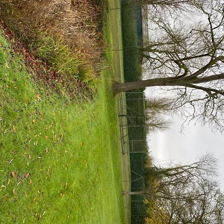 Retreats At Stansted Manor Villa Hallingbury Exterior photo