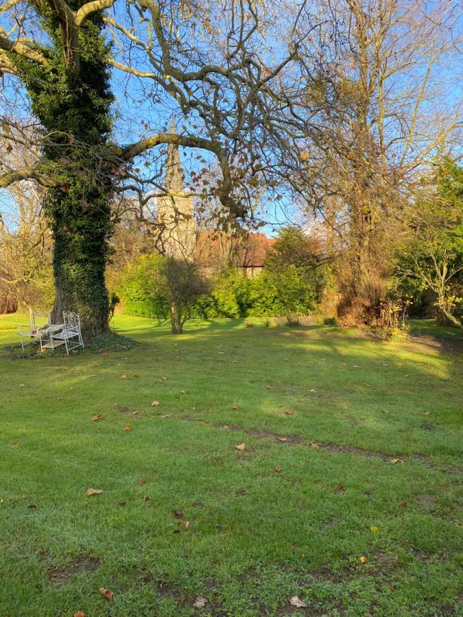 Retreats At Stansted Manor Villa Hallingbury Exterior photo